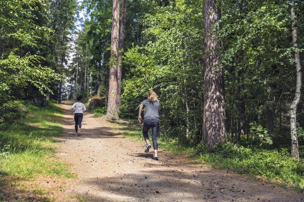 Quality Hotel Winn Haninge Eksteriør billede
