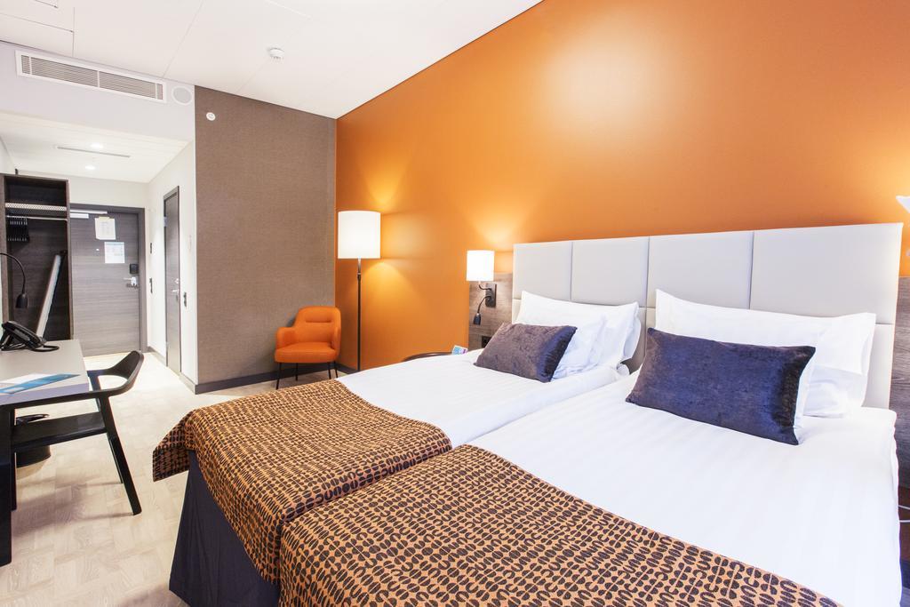 Quality Hotel Winn Haninge Eksteriør billede