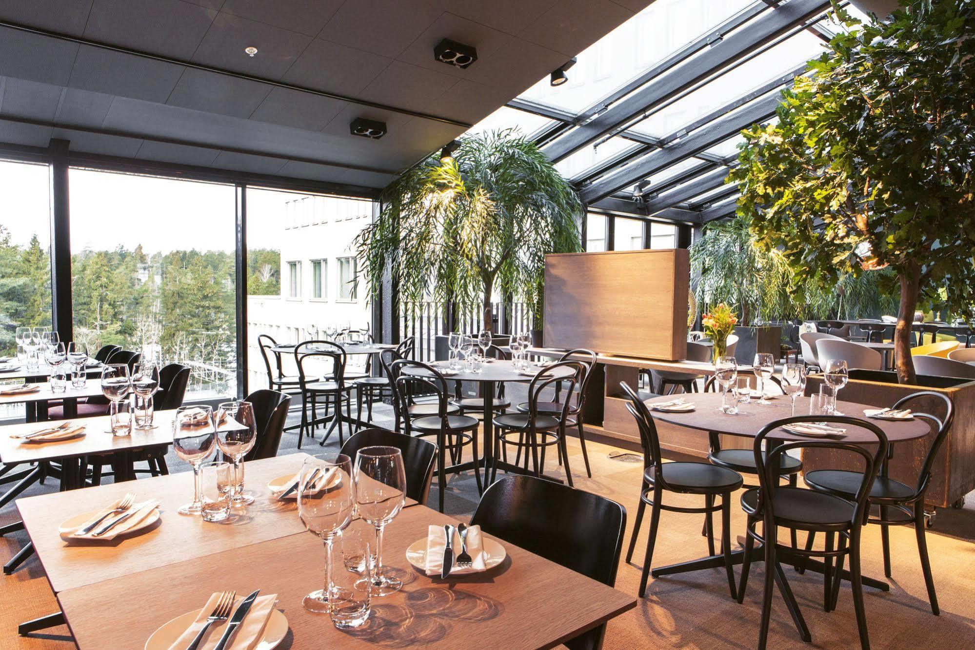 Quality Hotel Winn Haninge Eksteriør billede